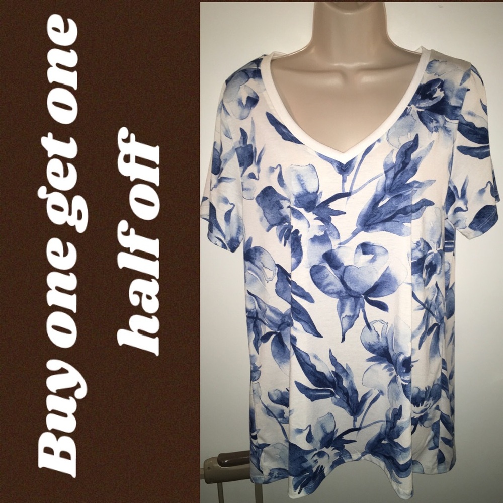 Lularoe Christy T